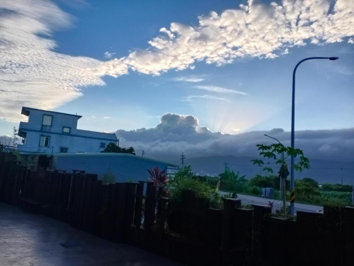 Yu Hai B&B เจียวซี ภายนอก รูปภาพ
