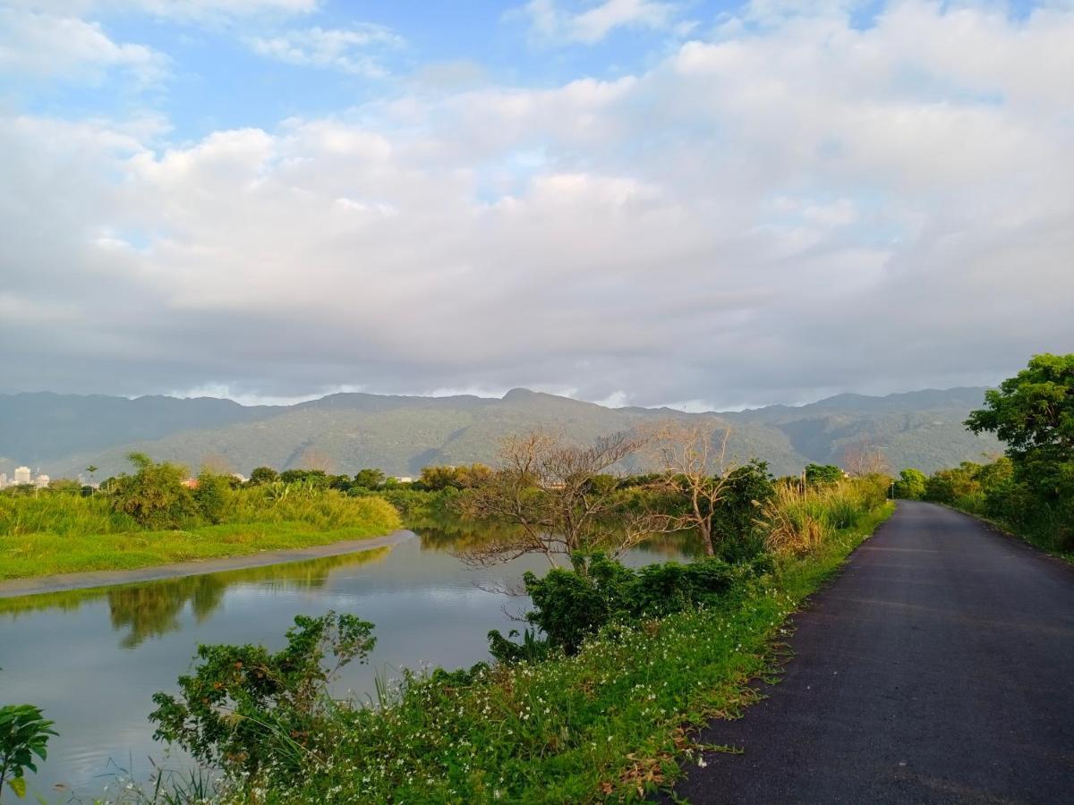 Yu Hai B&B เจียวซี ภายนอก รูปภาพ